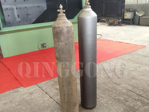 LPG gas cylinder surface treatment overhead monorail type shot blasting machine.jpg