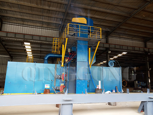 the bucket elevator of roller conveyor shot blasting machine.jpg