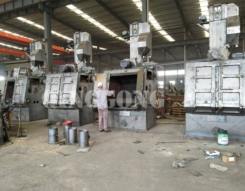 Five sets tumble belt shot blasting machine for Qatar customer 3.jpg