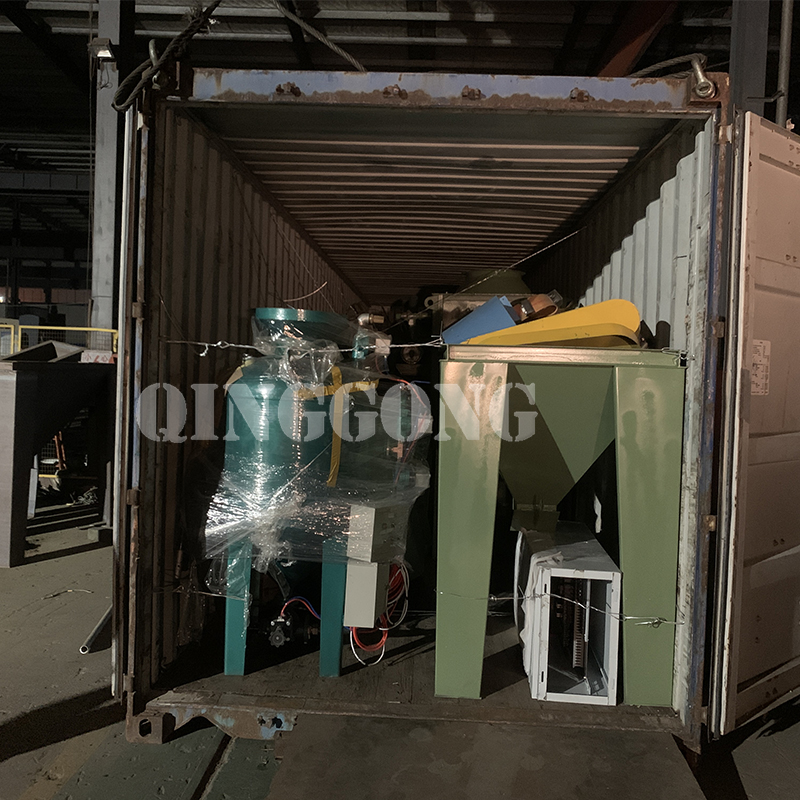 Sandblasting room for Czech republic customer 2.jpg