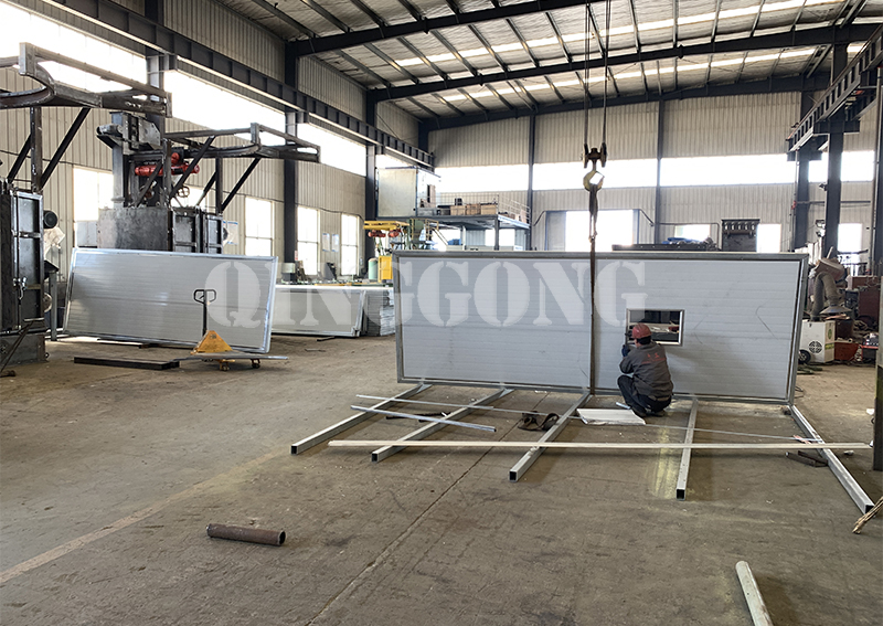 What Are The Significant Benefits Of Using Sandblasting Room 2.jpg