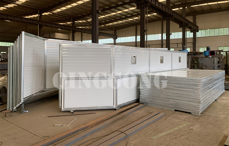 Sandblasting room shipped to Canada 1.jpg