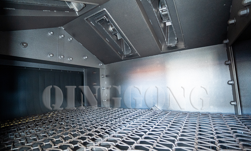 blasting chamber for mesh belts hot blasting machine.jpg blasting chamber for mesh belts hot blasting machine.jpg