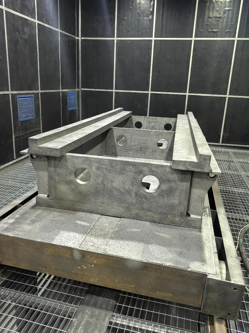 Sandblasting Room 7 m×4 m×3 m Sandblasting Room 7 m×4 m×3 m
