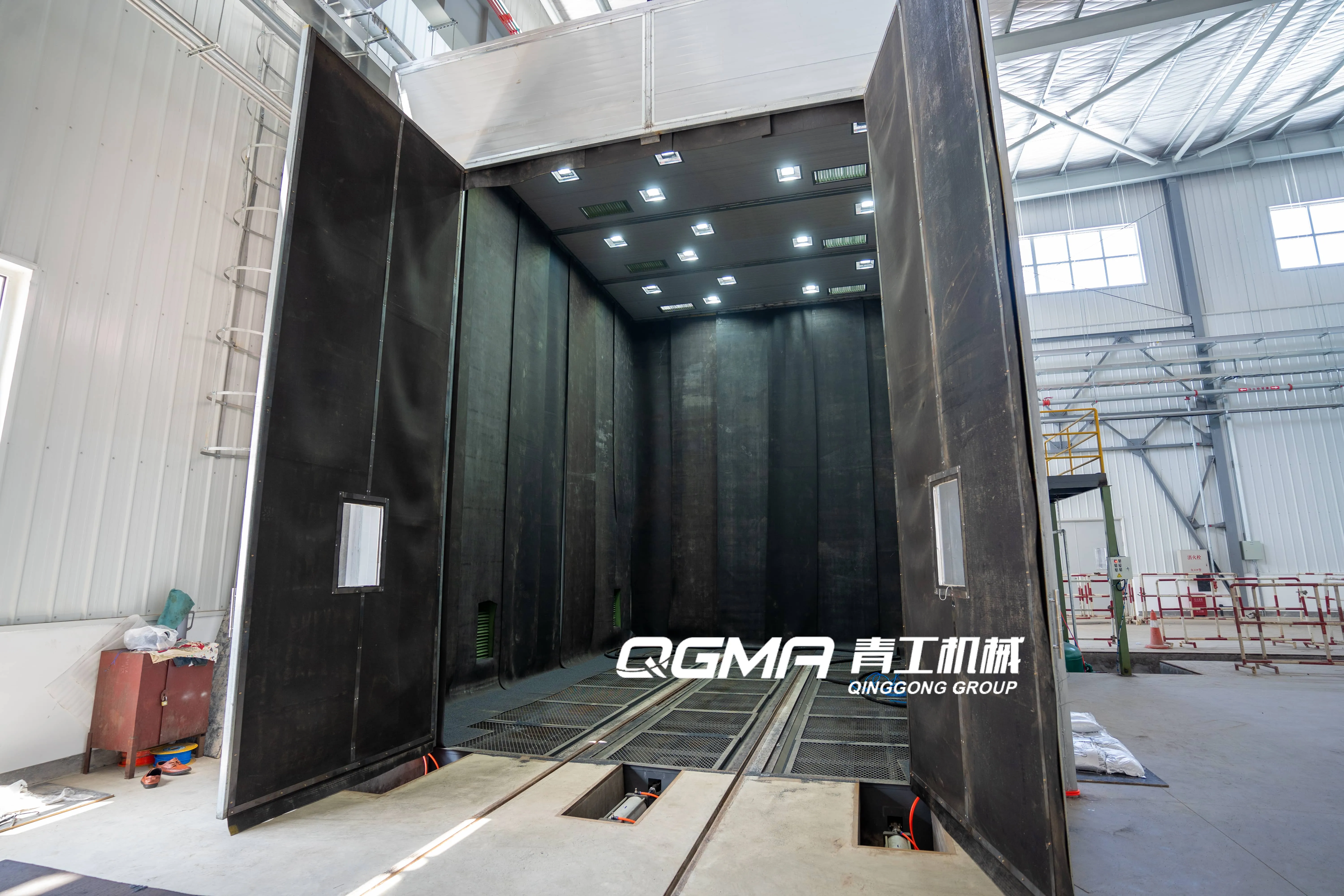 how to choose the right sand blasting room for industrial surface preparation